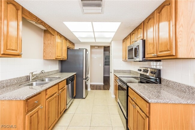 Photo - 251 Redwood Rd