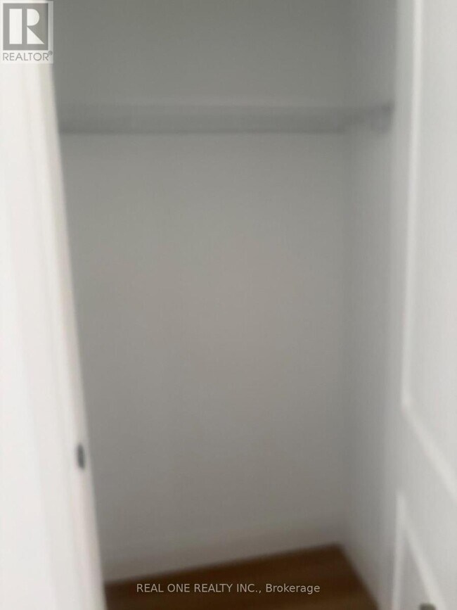 Photo - 1333 Weber St E Unit 1010