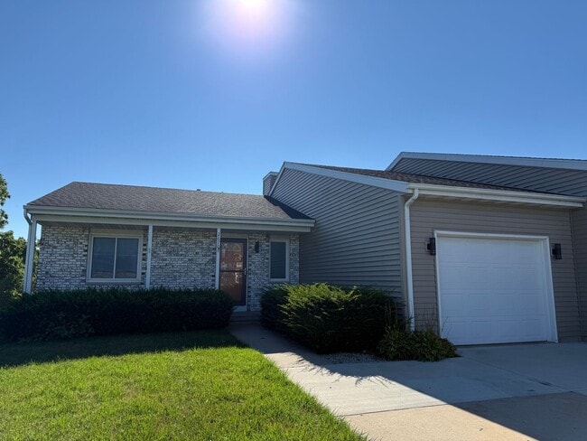 Building Photo - 2668-2670 Mutchler Road Unit 2670