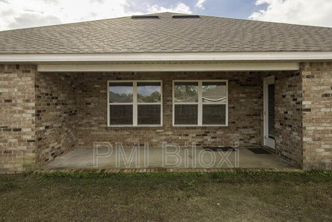 Photo - 1005 Enclave Cir