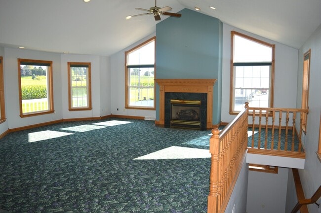 Photo - 7485 County Road K