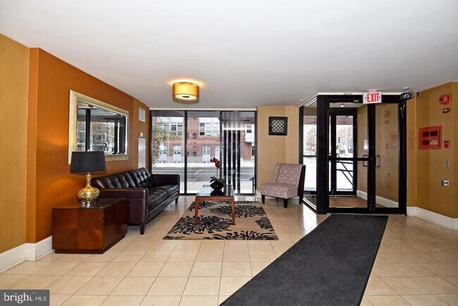 Building Photo - 1245 13th St NW Unit 811 Rental