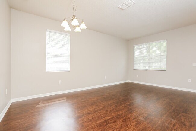 Photo - 1919 Beardsley Dr