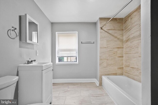 Photo - 3856 Olive St