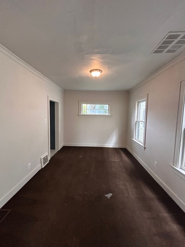 2243 New Haven Ave