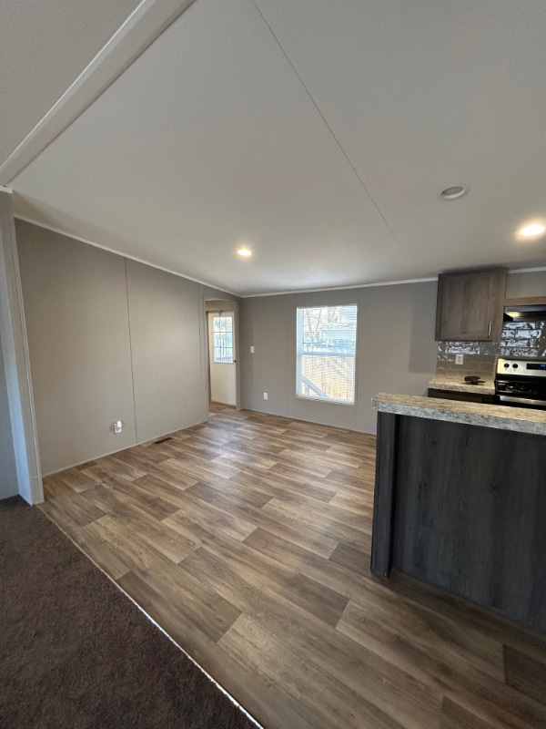 Photo - 3000 S 9th Ave