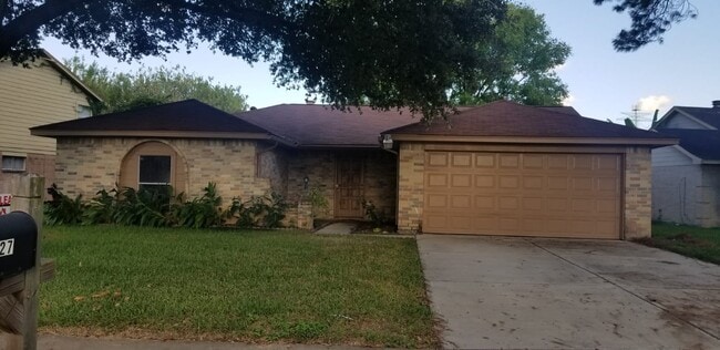 Photo - 527 Oakdale Dr