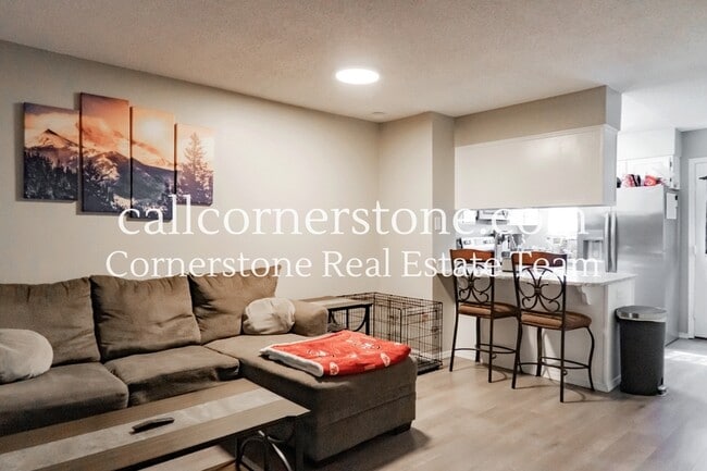 Photo - 3618 Queen Anne Way