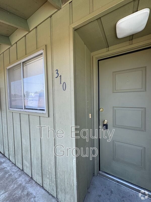 Building Photo - 310 N Westfield St Rental