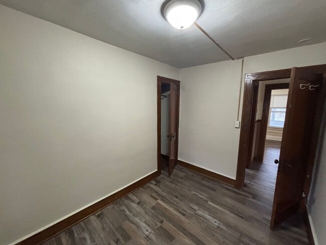 Building Photo - 72 Virginia Ave Unit 3