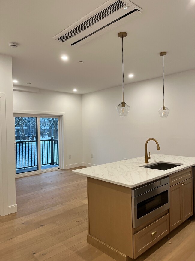 Photo - 10 Rockland St Unit 2T