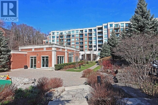 Photo - 38 William Carson Crescent Unit 615