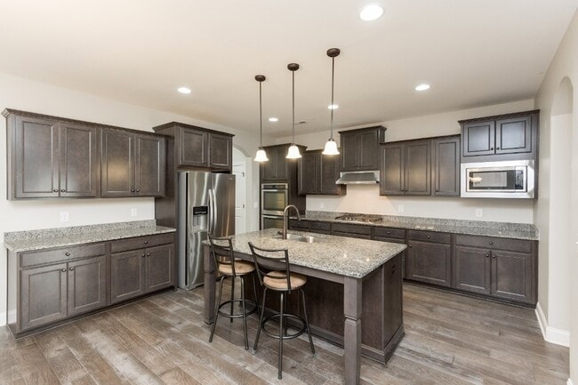 Photo - 318 Cornelius Wy