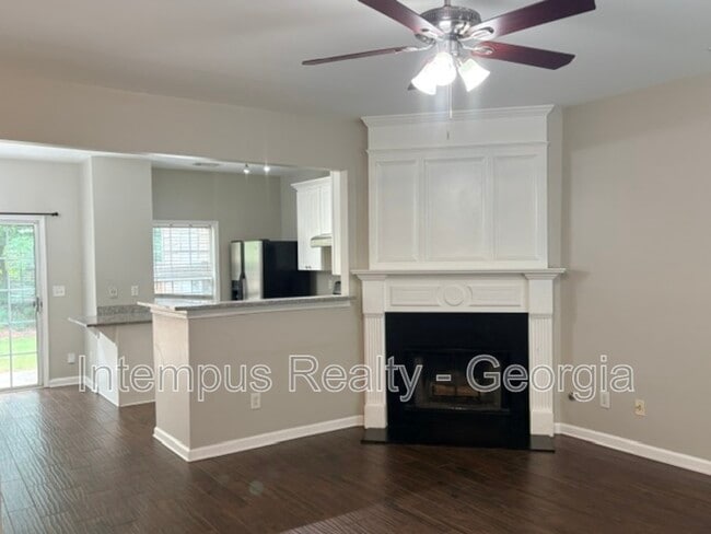 Photo - 904 Prestwyck Ct
