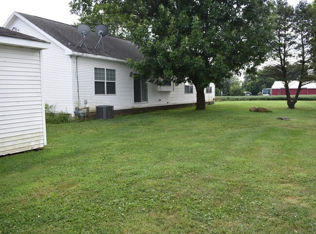 Photo - 103 S Bates St