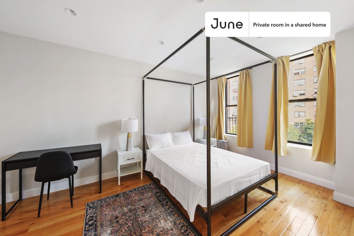 Private bedroom in 4 bed/2 bath Home - Private bedroom in 4 bed/2 bath Home
