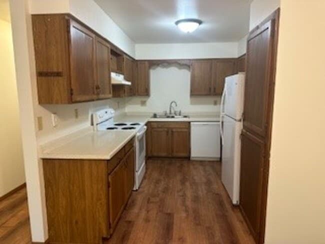 Photo - Spacious 2 bed, 1 bath Unit Apt #6