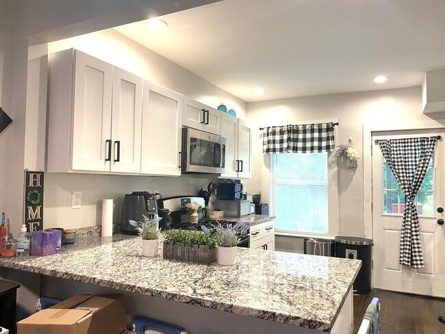 Photo - 76 Mill St Unit 1