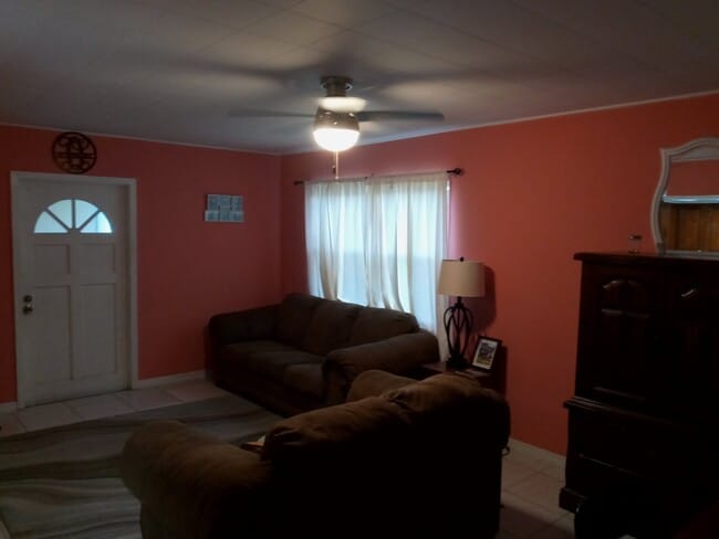Photo - 1872 Braman Ave