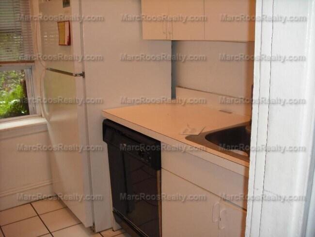 Photo - 7 Lothian Rd Unit 3