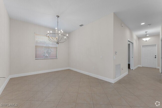 Building Photo - 10041 Heather Ln Unit 304 Rental
