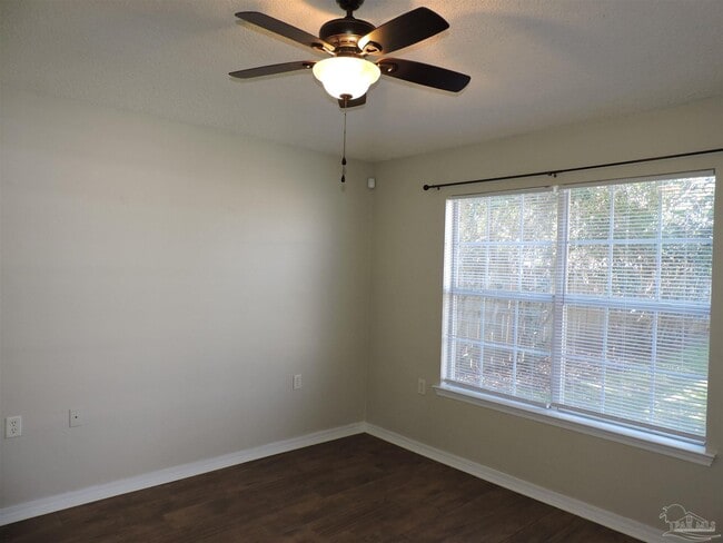 Photo - 4058 Glenway Dr