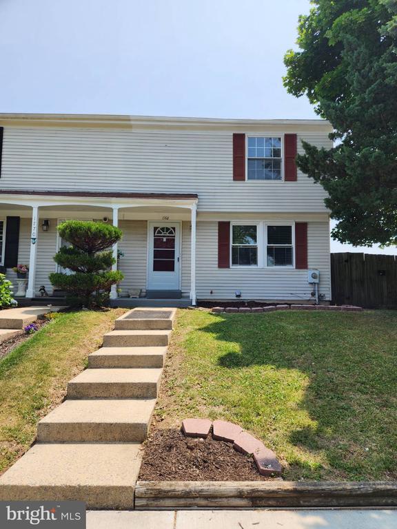 Building Photo - 1768 Carriage Way Rental