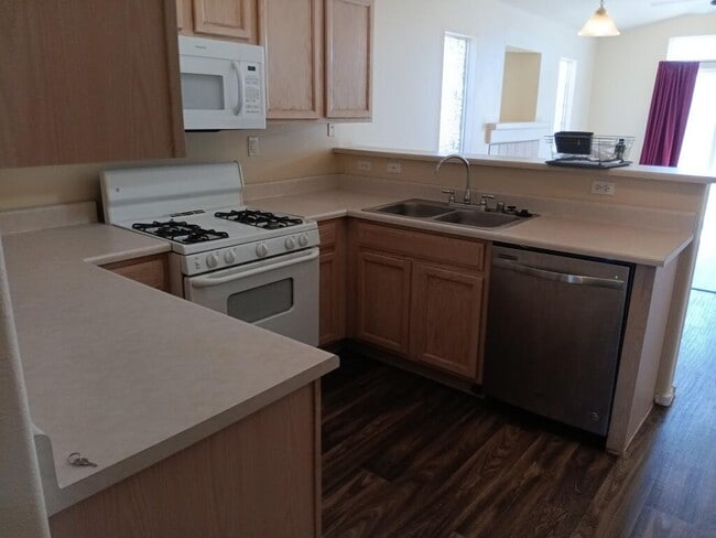 Photo - 10648 Shooting Star St NW