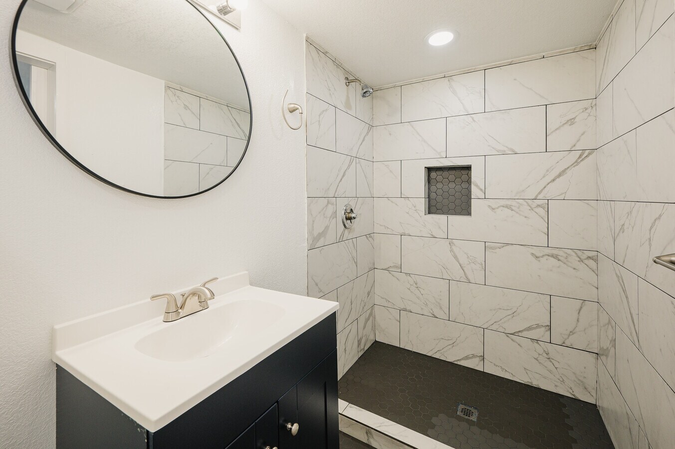 Photo - 3106 Eisenhower Rd