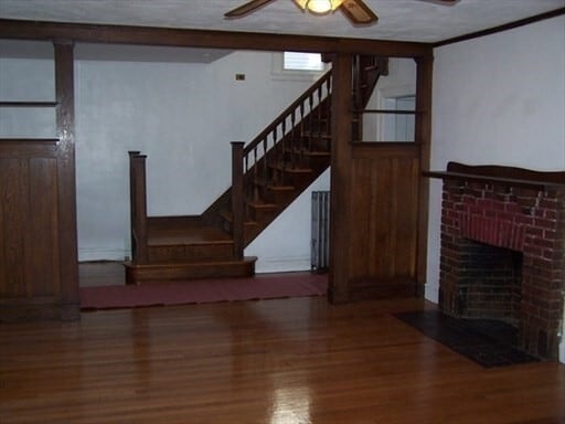 Photo - 427 N Main St