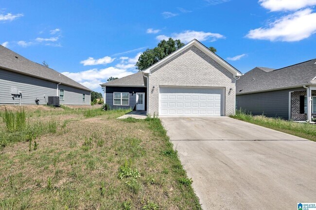 559 Troubadour Ln