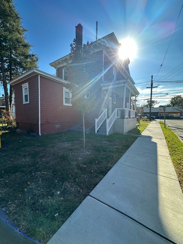 Photo - 252 Parkway Ave