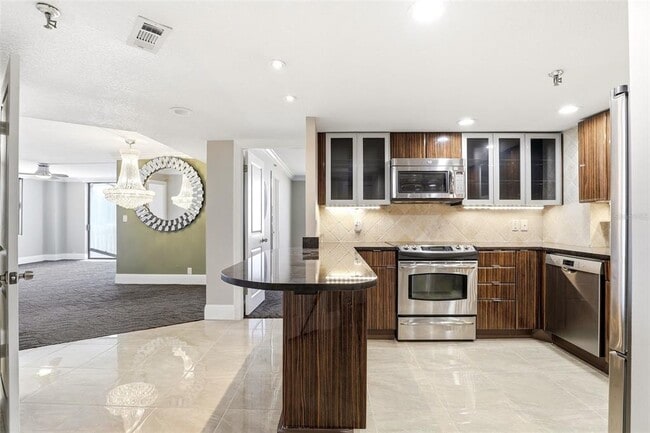 Photo - 400 E Colonial Dr Unidad 1202