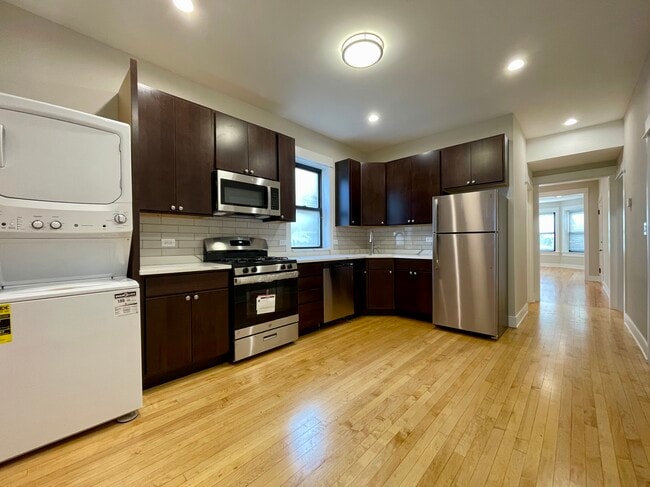 Photo - 2143 N Keystone Ave Unit 2