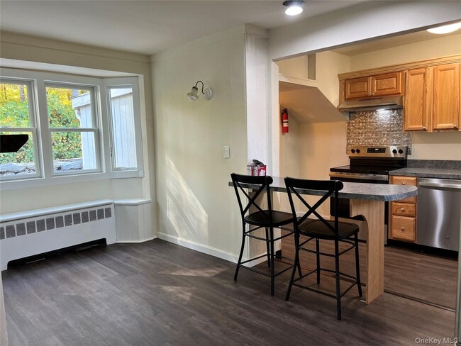 Building Photo - 294 Croton Falls Rd