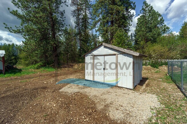 Photo - 2 Bedroom 1 Bath Home with Off-Street Parking Available in Athol!