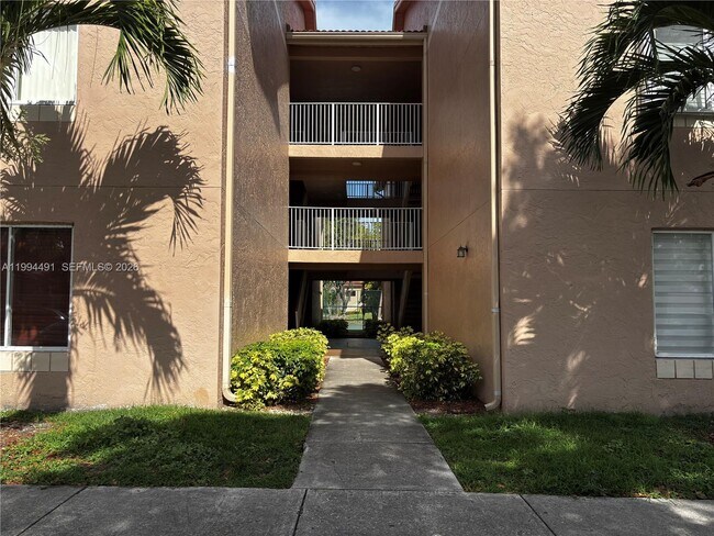 Photo - 10521 SW 158th Ct Unit 303