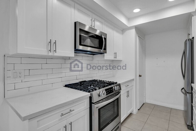 Building Photo - 12464 Rancho Vista Dr Rental
