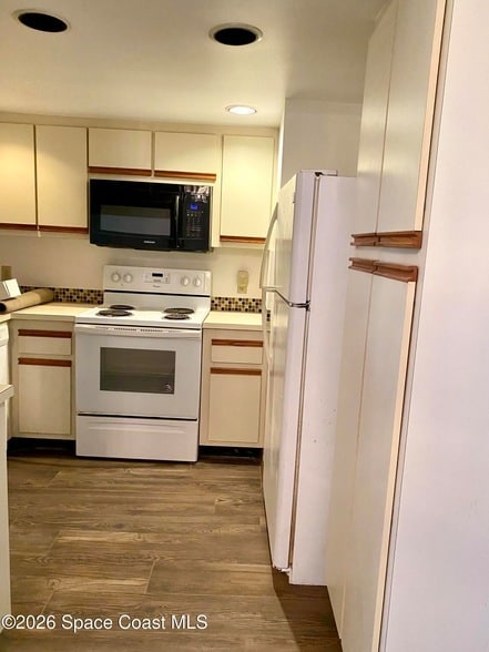 Photo - 1600 Woodland Dr Unit 8103