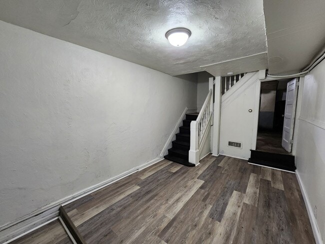 Photo - 1157-1159 South Ave Unit 1159 South