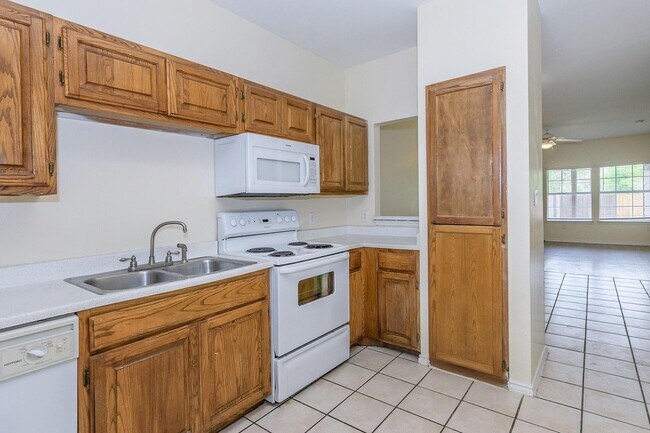 Photo - 9257 Somerset Rd Unit #9257