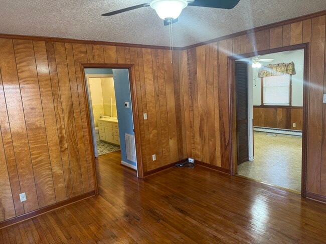 Photo - 3733 Wakefield Ln Unidad 2 Bedroom Duplex