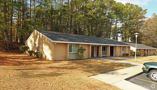 Photo - Barkoot Apartments