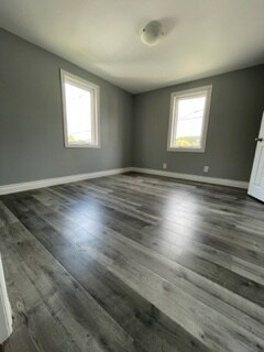 Photo - 422-1 King - Your Spacious Bright 4-Bedroo... Unité 1