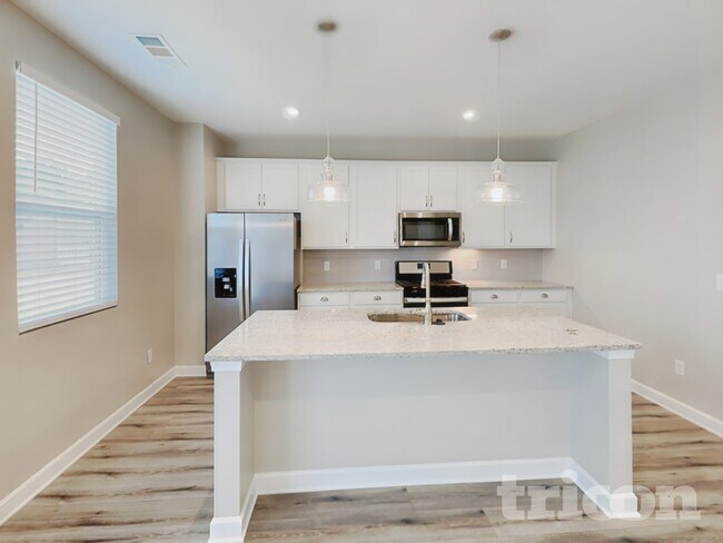 Photo - 2063 Neill Ln