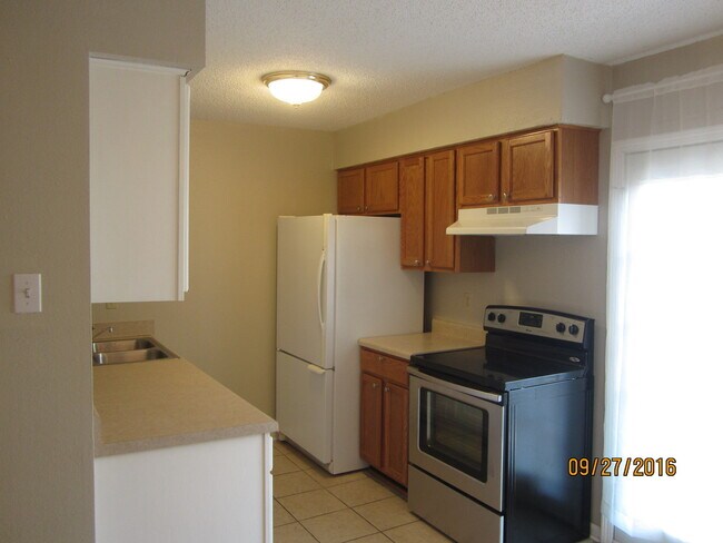 Photo - Cedar Park Village