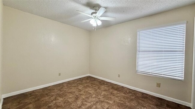 Photo - 1703 Horseshoe Cir