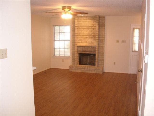 Photo - 8400 Jamestown Dr Unit 426