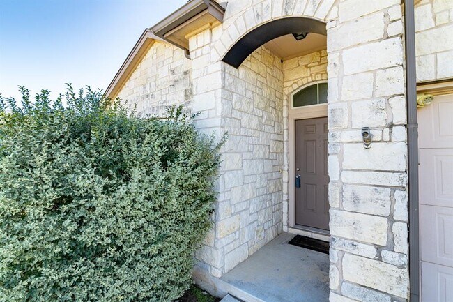 125 Voyager Cove