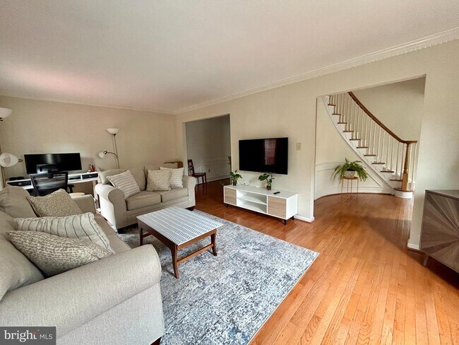 Photo - 2016 Pieris Ct